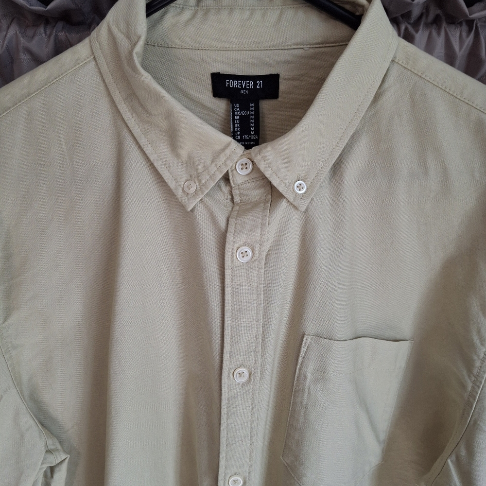 NWT Forever 21 Tan Long Sleeve Button Up Shirt Size Medium - Picture 3 of 7
